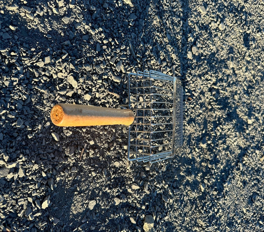 2 - in - 1 Stainless Steel Cat Litter Scoop - Wooden Handle, Efficient Cleaning - 4FurBaby